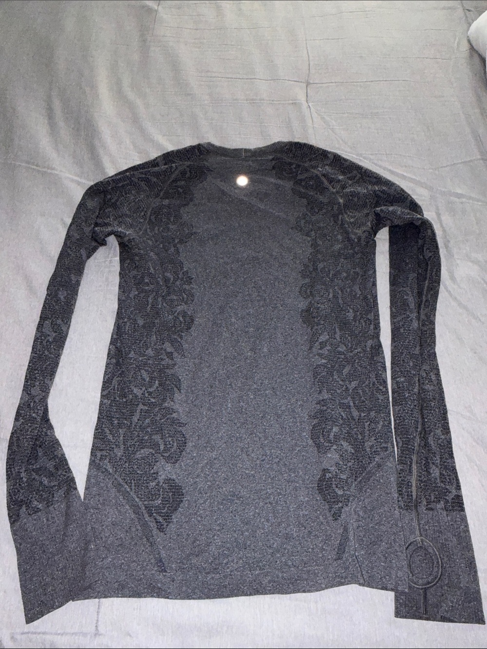 Lululemon Swiftly Long Sleeve Seamless Athletic Top - Gray - Picture 5 of 6